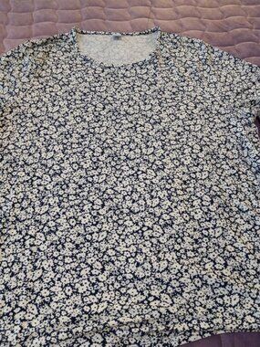 OLD NAVY Blue Print Luxe crewneck t-shirt